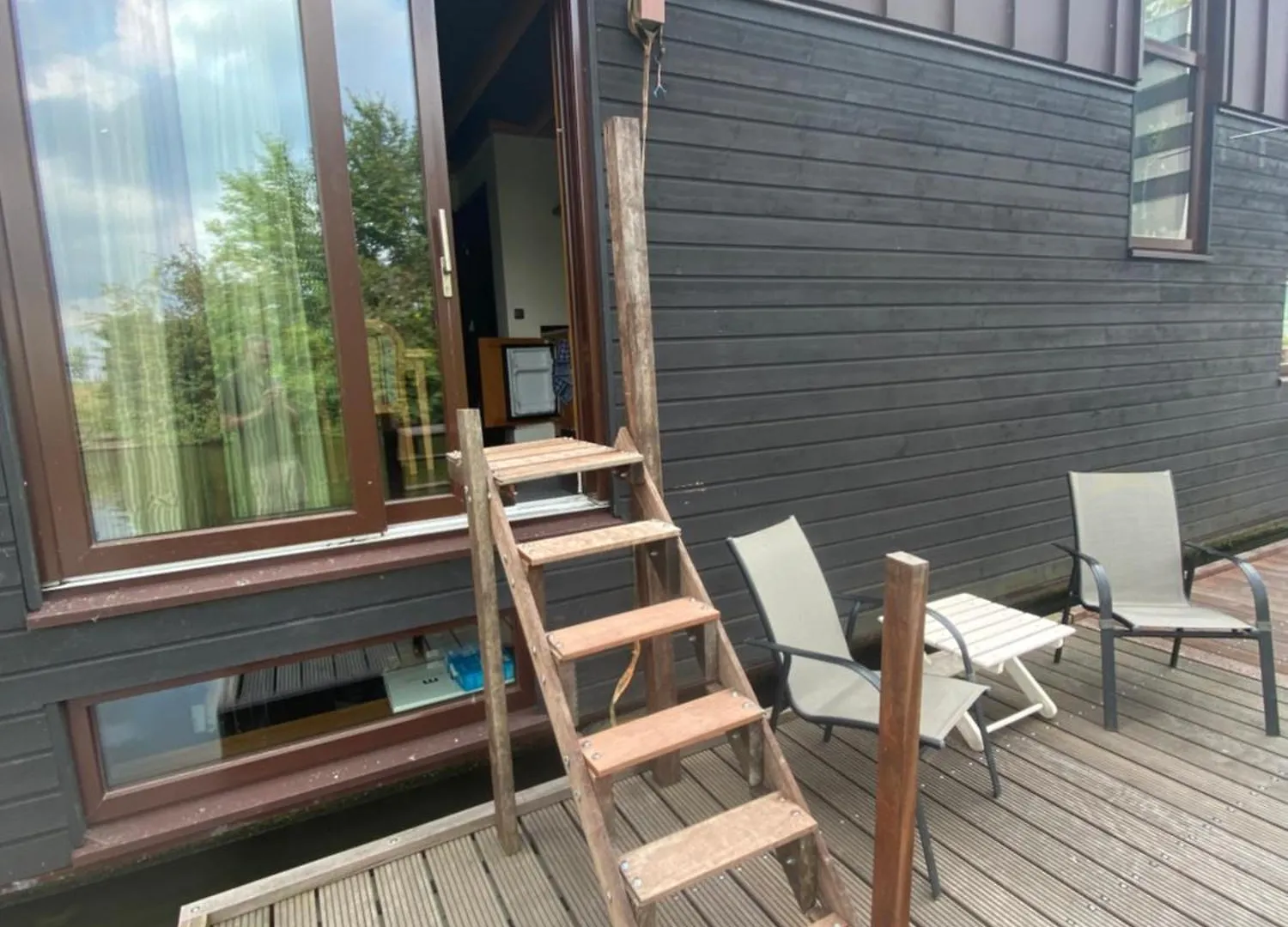 T Kan Verkeren - Houseboat Amsterdam Bed & Breakfast